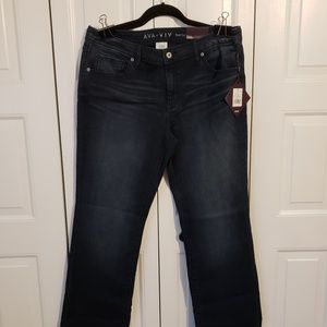 AVA & VIV Boot Cut Jeans 16W